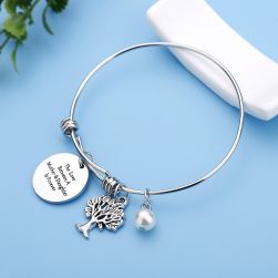 Fine Jewelry Presents For Your Parents