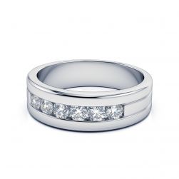 Menâ€™s Engagement Rings: Gold Or Platinum