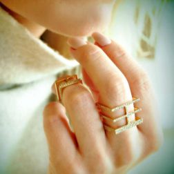 Rose Gold Engagement Ring: A Closer Look at This Shining Piece of Metal