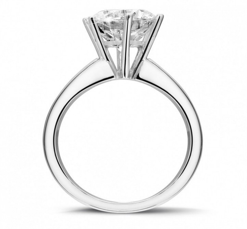 Diamond Engagement Rings for Valentine's Day