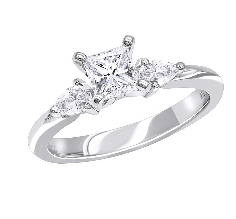 Choose The Wedding Rings For Her