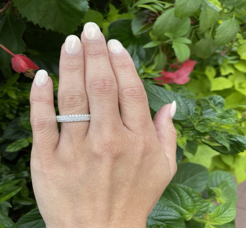 Elevate Your Style with a White Diamond Wedding Ring