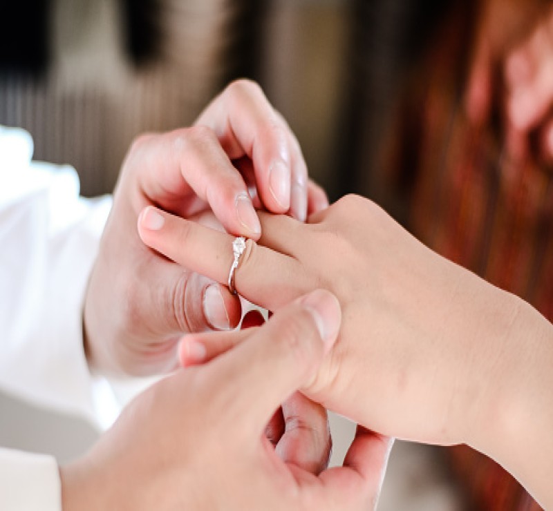 Sparkle and Shine Diamond Wedding Rings on Sale Now