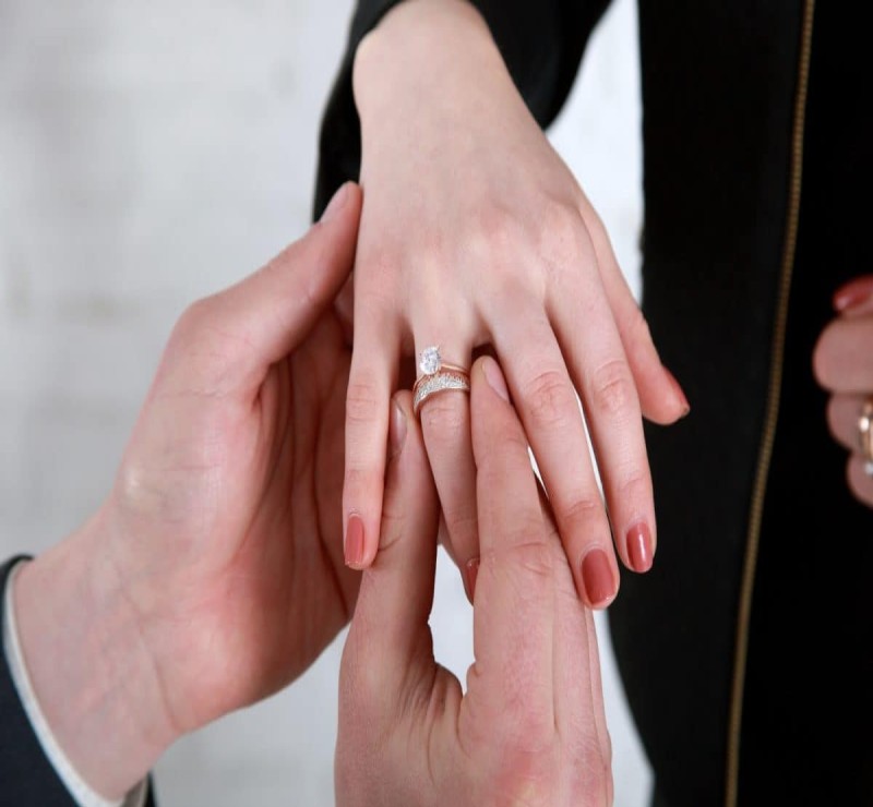 Add a Touch of Luxury with Mens Diamond Wedding Bands