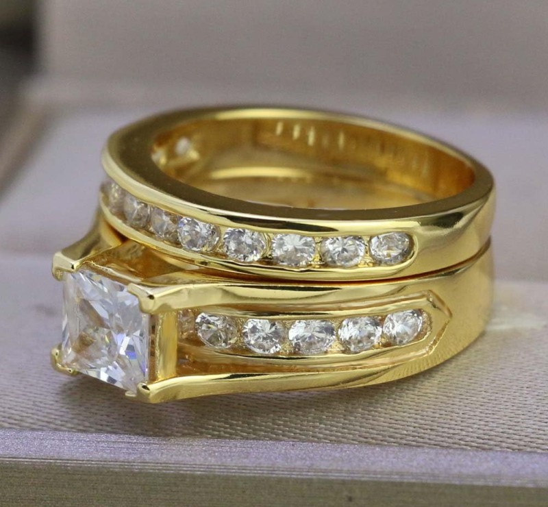 Unleash Your Style with Gold Wedding Bands for Couples