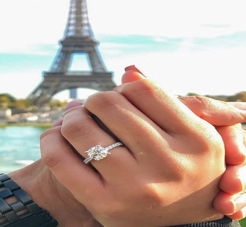 Exploring the Exquisite Blue Nile Diamond Rings