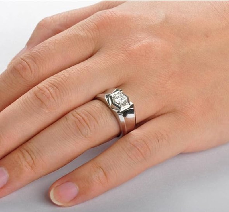 Beauty of White Diamond Wedding Rings